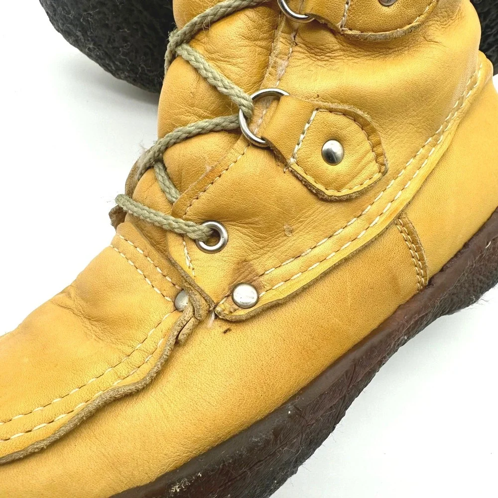 Vintage 70s Glo-Warm by Border Tan Leather Shearling Mukluk Canadian Boots 8